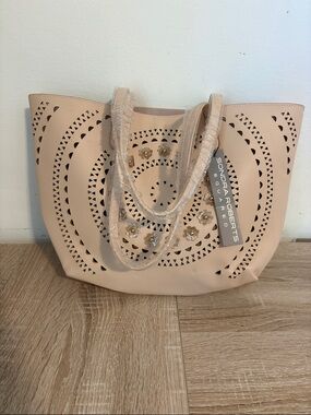 Sondra Robert Blush Squared 3D
Metallic Glitter Flowers Tote NWT